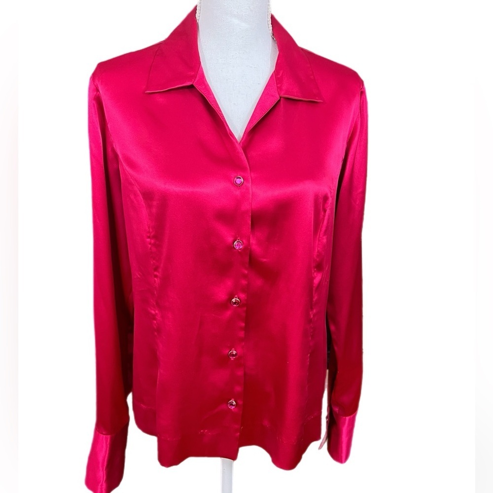 🔥🔥Sag Harbor Shiny Cuffed Sleeve Blouse Red Size 12